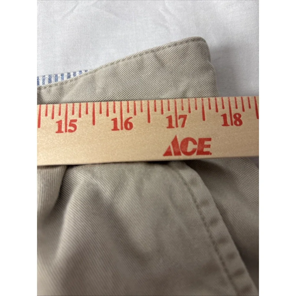 Tommy Hilfiger Men 36x30 Khaki Chino Pants Beige Pleated Cuffed Straight Leg